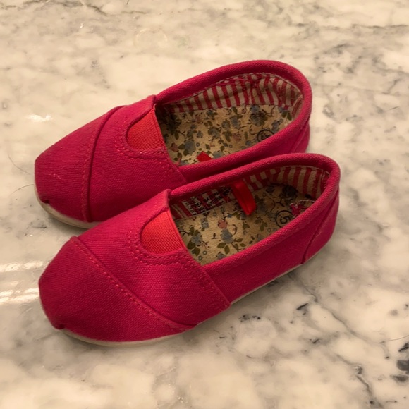 Casual slip on shoes GUC - Picture 3 of 5